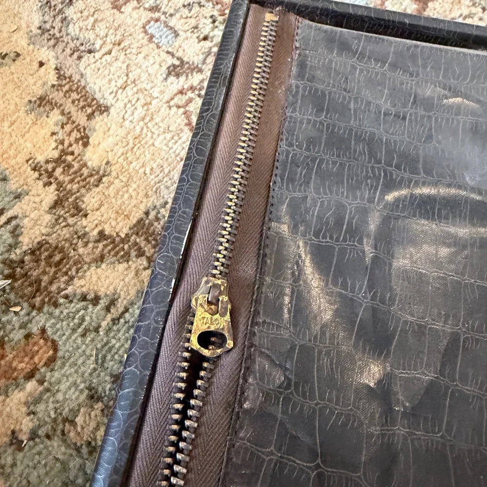 Black Croc-Embossed Flatware case